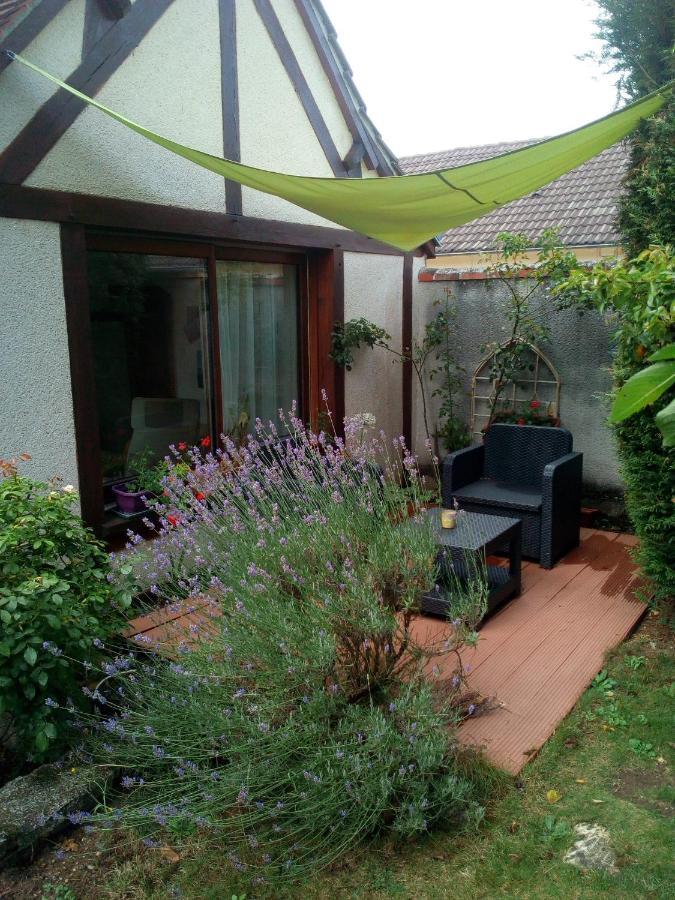 L'Orme Seul, Maison D'Hotes Vineuil  Eksteriør bilde